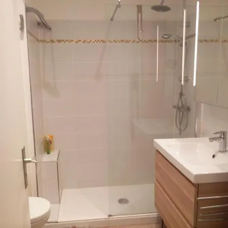 Apartment Lyon Holidays Lyon